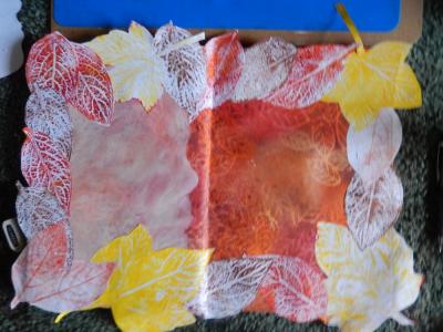 Colourful leaf print border