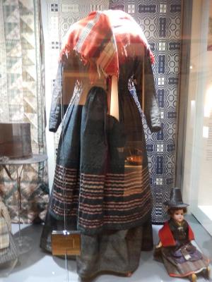 Welsh costume