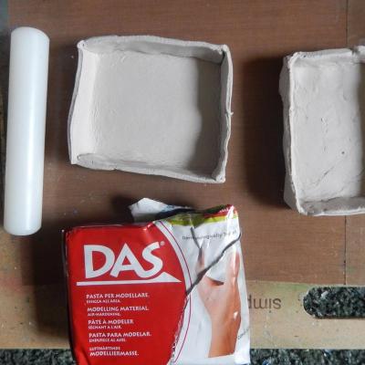 Making clay trays